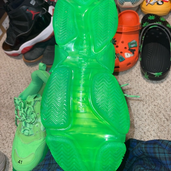 Balenciaga Triple S - Picture 3 of 6